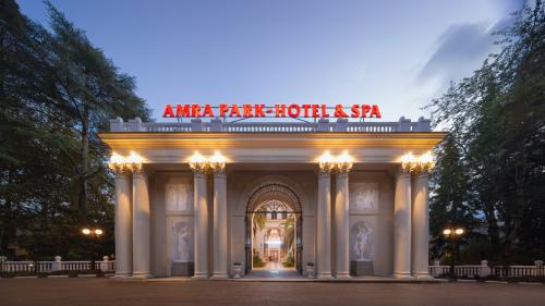 Amra Park Hotel & Spa (Амра парк отель) Отель главный корпус