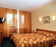 hotel 4976 3 2h mestniy polulyuks