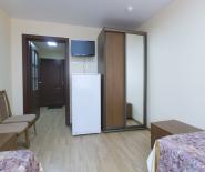 Что такое чабарок по белорусски. hotel 7771 57856 2m1k k4 3 b1. Что такое чабарок по белорусски фото. Что такое чабарок по белорусски-hotel 7771 57856 2m1k k4 3 b1. картинка Что такое чабарок по белорусски. картинка hotel 7771 57856 2m1k k4 3 b1. В соцсетях среди белорусов все чаще появляется фраза «Пахне чабор!». На нее отвечают «Пахне вечна!» или «Пахне» по аналогии с другим известным в Беларуси выражением.