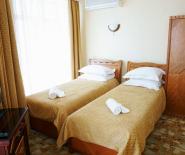 hotel 8946 78736 10 гостиница маяк в листвянке телефон