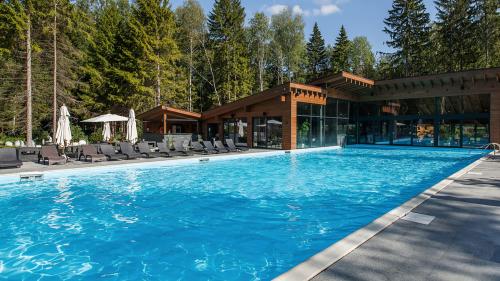 Лес Арт Резорт (LES Art Resort) 