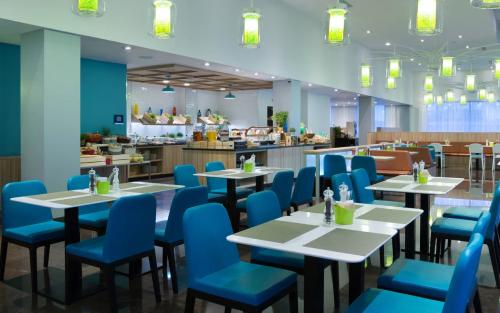 Cosmos Saint-Petersburg Pulkovo Airport Hotel(Космос Санкт-Петербург Пулково) 