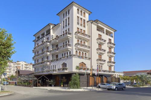 Garuda(Гаруда) Boutique Hotel 