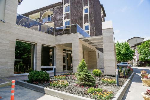 Эмеральдика Family Beach Hotel*** 