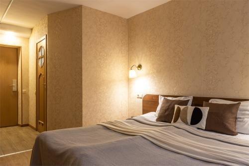 Номера на Днепропетровской 