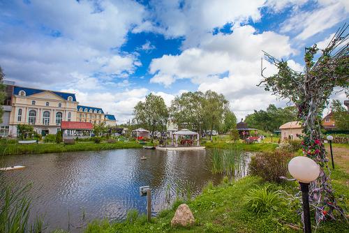 Внуково Вилладж (Vnukovo Village Park Hotel & Spa) 