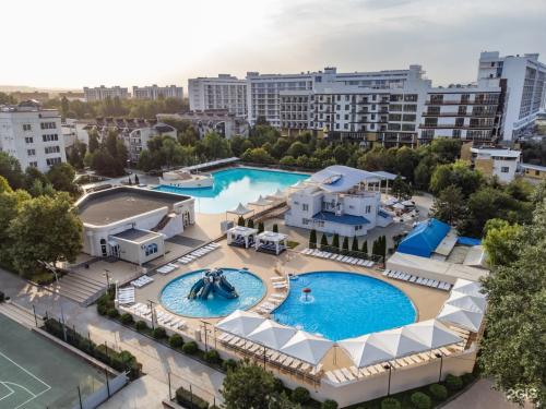 Каникулы в Анапе (бывш. Эллада) 