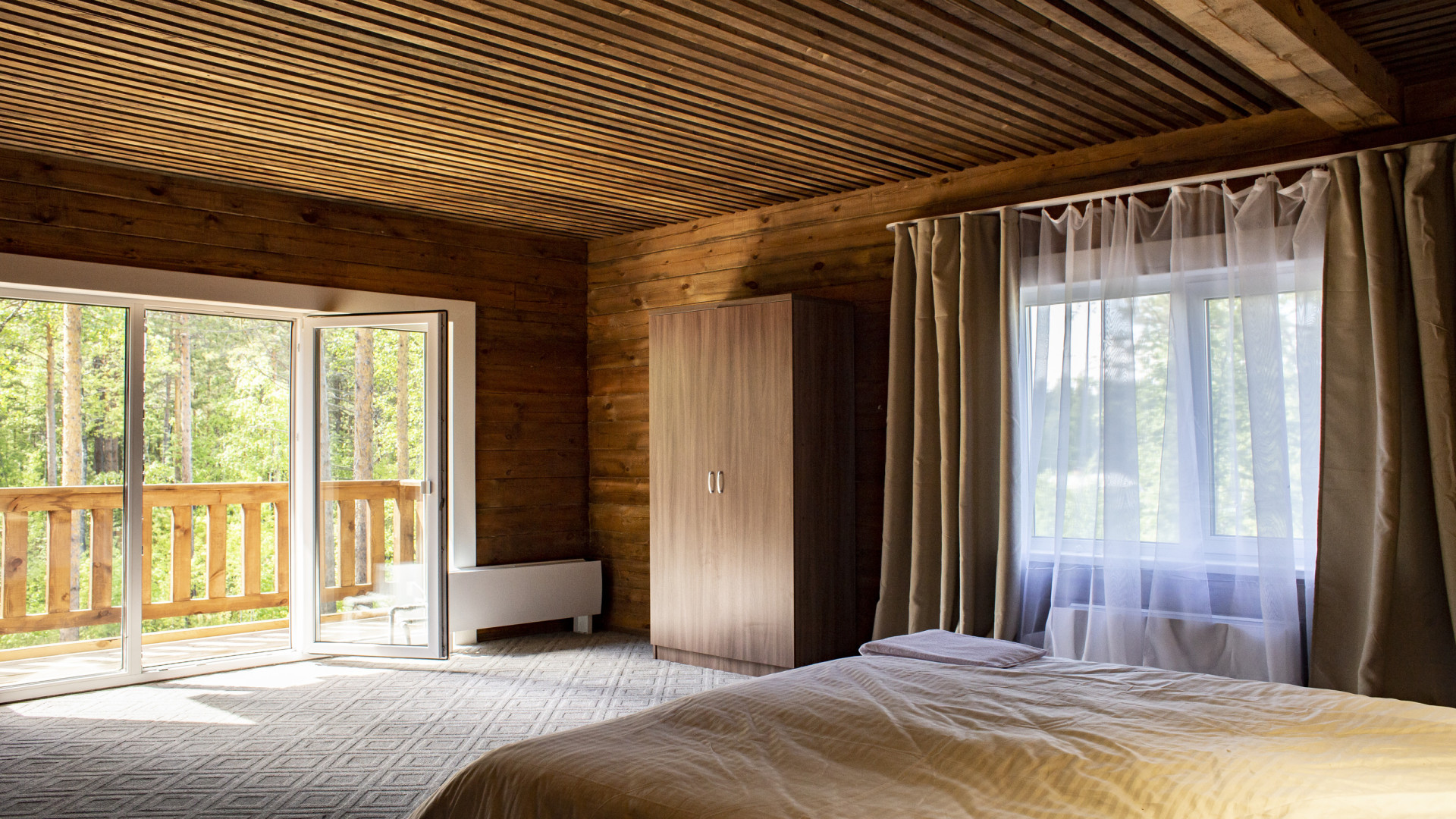 сосны байкала отель. эко отель сосны байкала. сосны байкала отель. солнечный двор гостиница байкал. гостиница в листвянке.