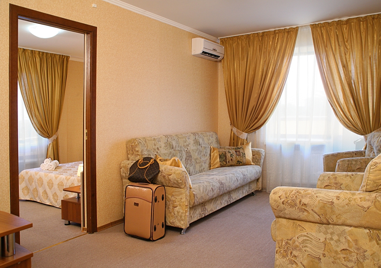 Крым отель золотой колос