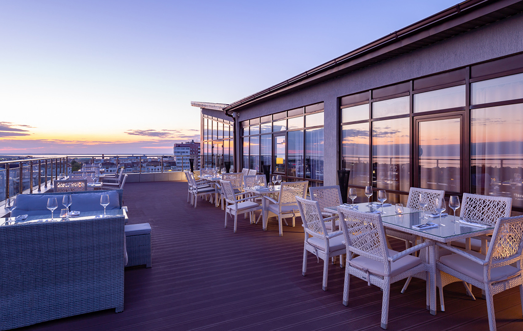 Beton Brut All Inclusive & SPA in Miracleon