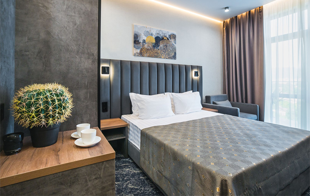 Золотой Лотос