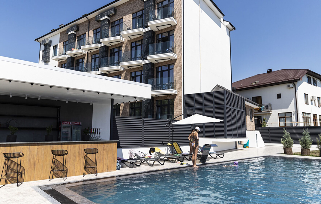 Золотой Лотос