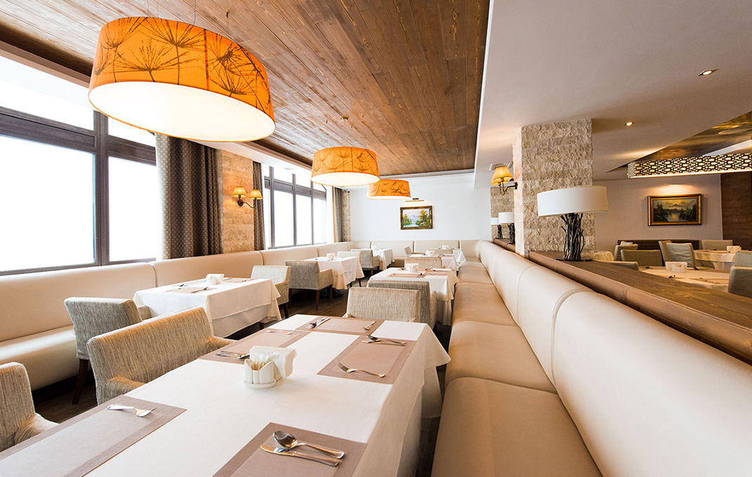 Поляна 1389 5***** СПА отель