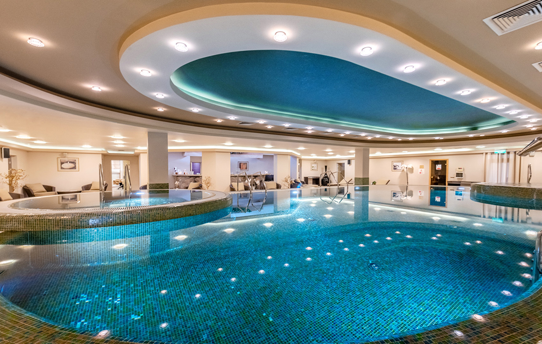 Поляна 1389 5***** СПА отель