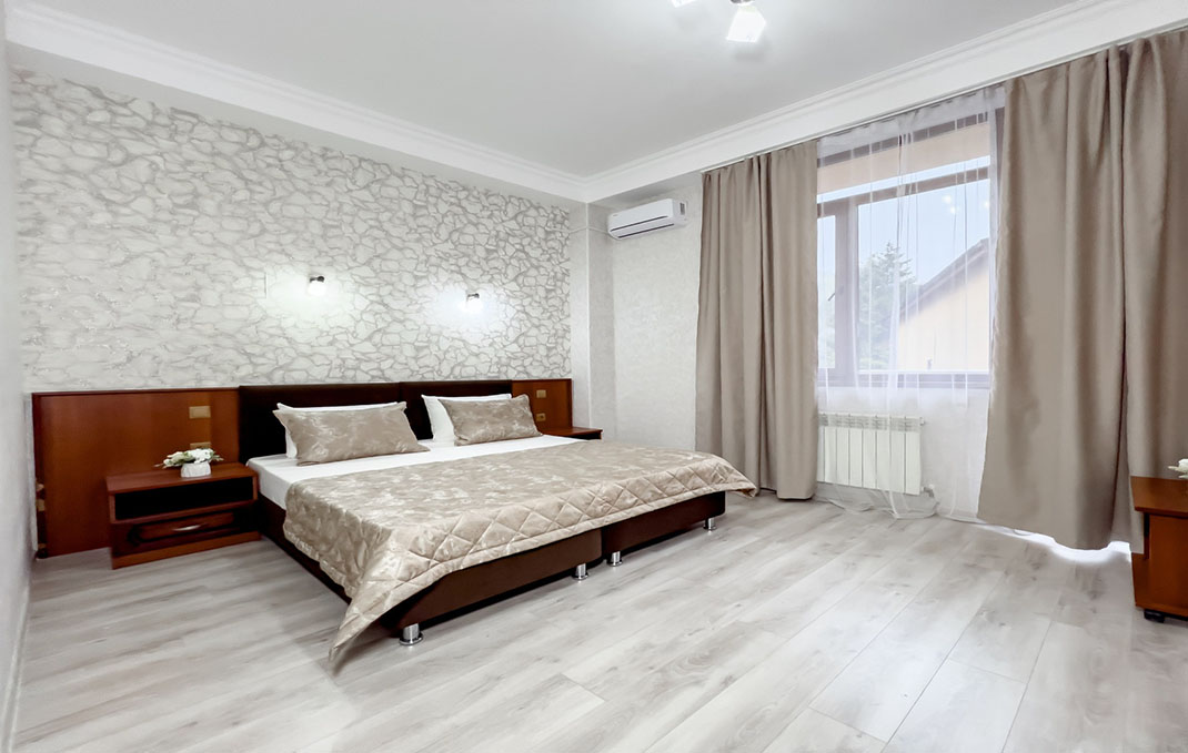 Greek House 3*** отель