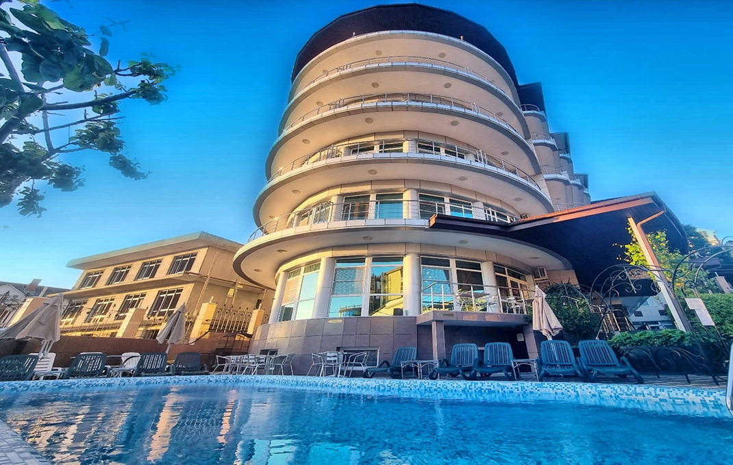 Family Resort Hotel Miloo отель