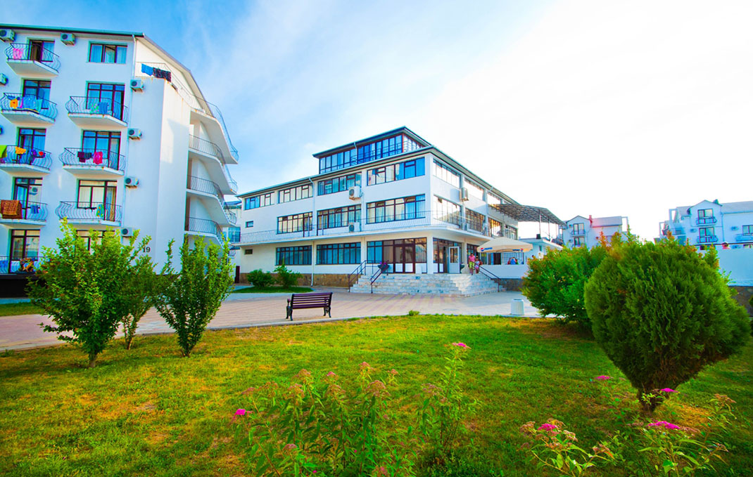 Sunbeach Resort 3*** отель
