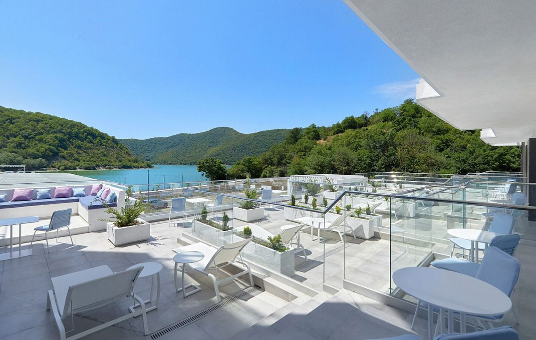 Абрау Лайт Резорт (Abrau Light Resort & SPA)