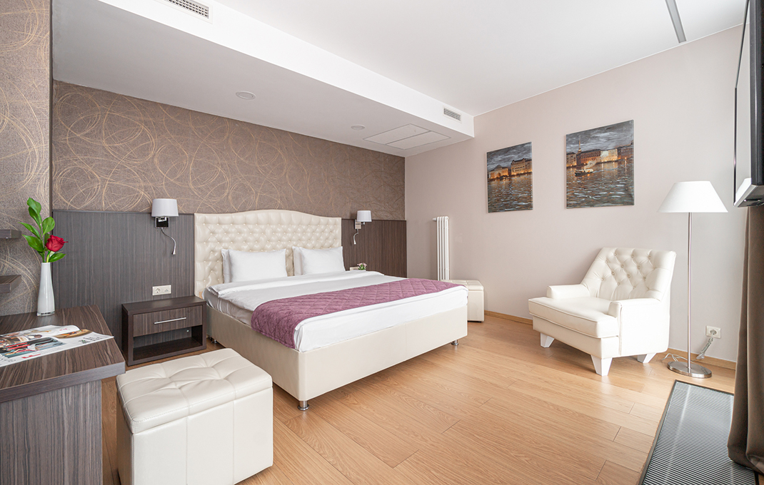 Harbor Club 4**** отель